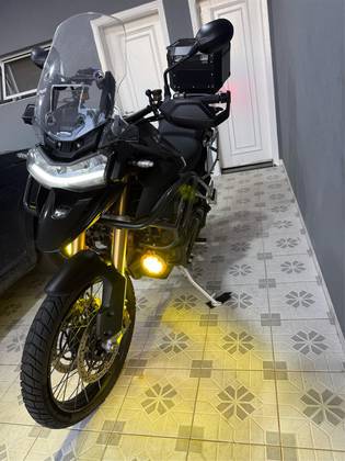 TRIUMPH TIGER 1200 BLACK EDITION 